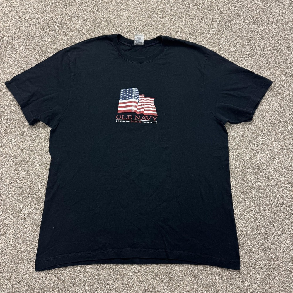 Vintage Old Navy Shirt Mens XL Black USA Flag Graphic Patriotic 2005 Tee T-Shirt